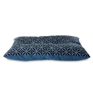 Vibrant Life Tufted Plush Pet Bed, Blue Lattice, 27″ x 36″