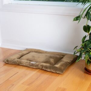 Armarkat M01CHL-L Large Pet Bed Mat , Dog Crate Soft Pad With Poly Fill Cushion, Sage Green