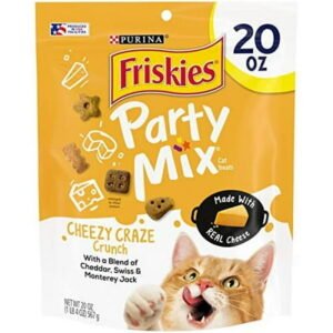 Purina Friskies Made in USA Facilities Cat Treats, Party Mix Cheezy Craze Crunch – 20 oz. Pouch