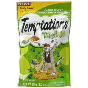 Temptations Cat Treats Mix Ups, Catnip Fever Chicken, Catnip and Cheddar Flavors, 3 Oz Pouch