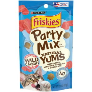 Purina Friskies Party Mix Natural Yums Cat Treats, Tuna, 2.1 oz Bag