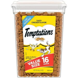 TEMPTATIONS Classic Crunchy and Soft Cat Treats Tasty Chicken Flavor, 16 Ounce (Pack of 1)